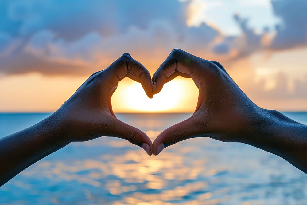 heart shaped hands