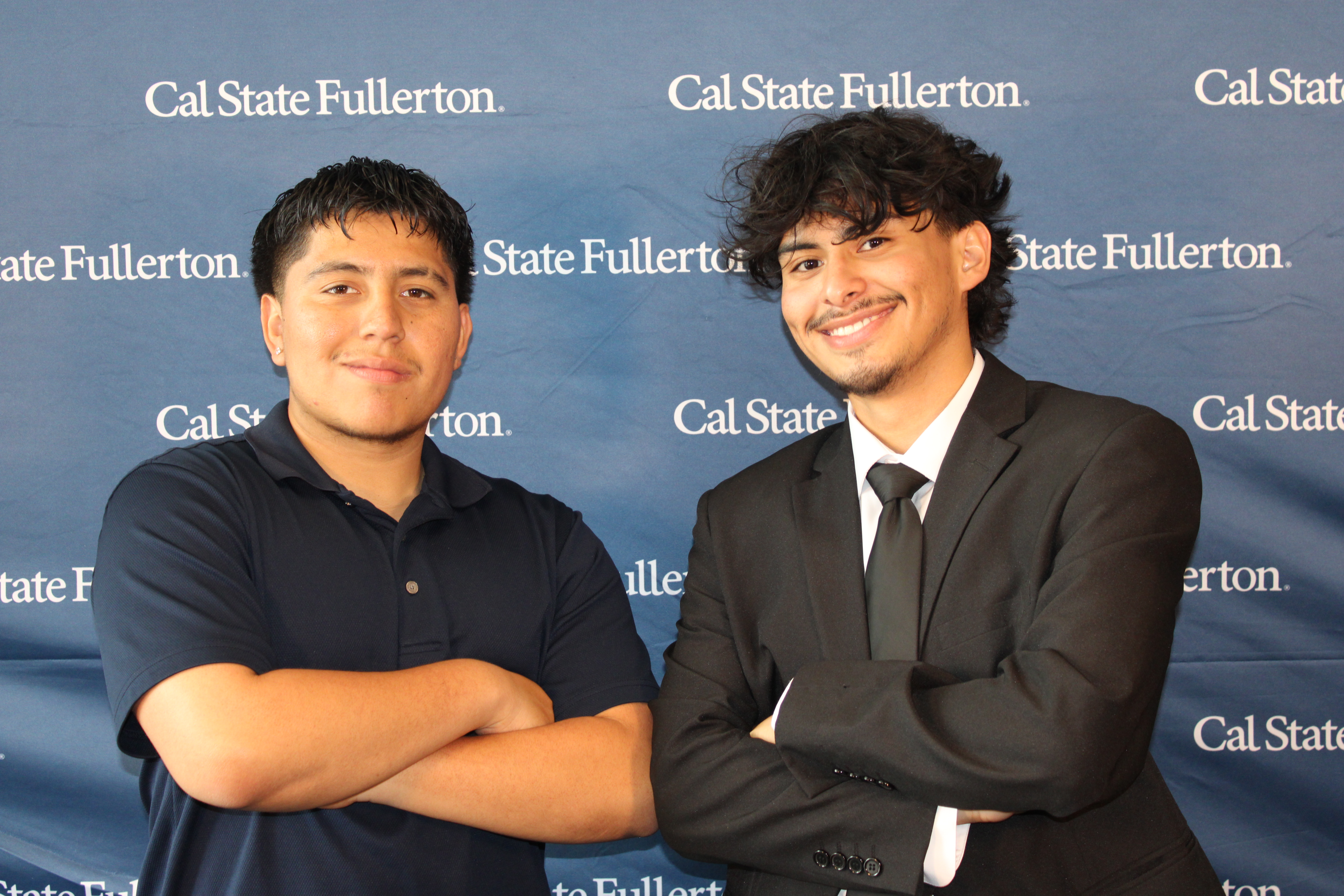 Two MSI students posing for picture