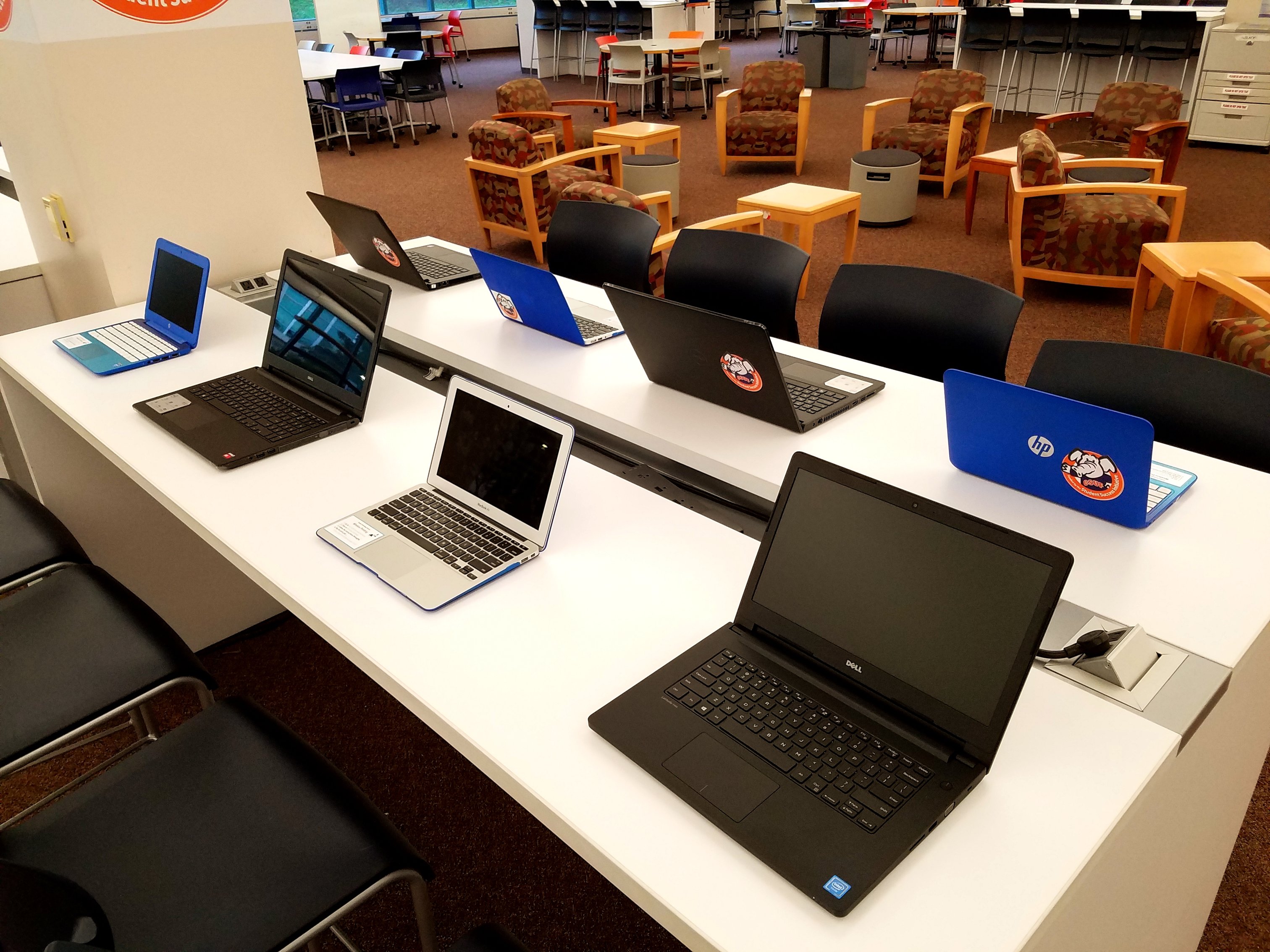 Laptop Station