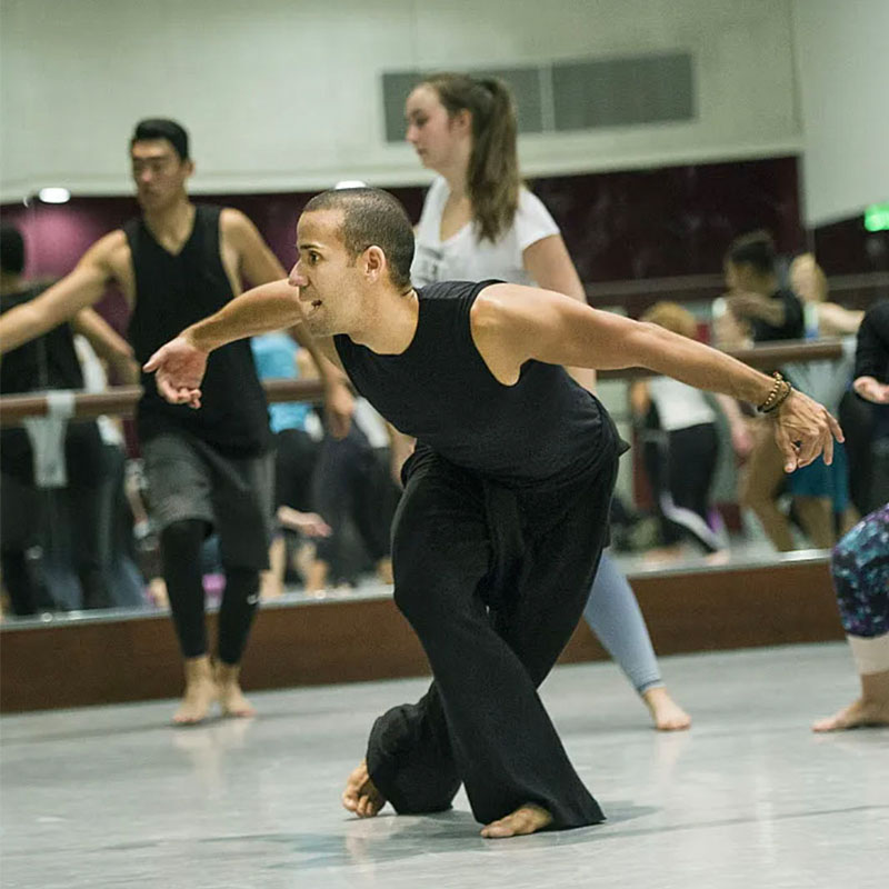 Faculty Alvin Rangel instructing students.