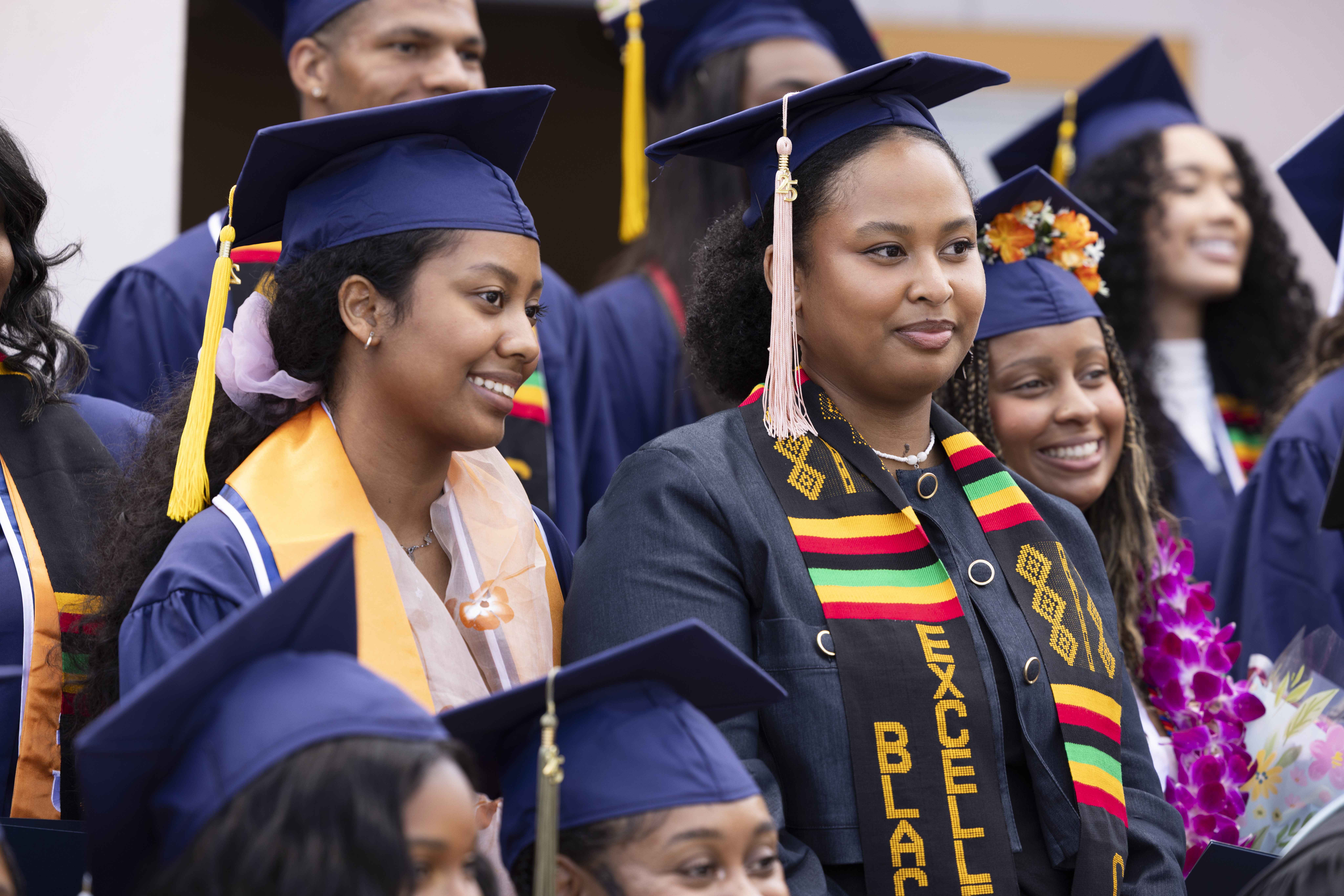 picture of graduating students