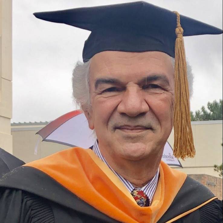 Dr. Mo Shiva