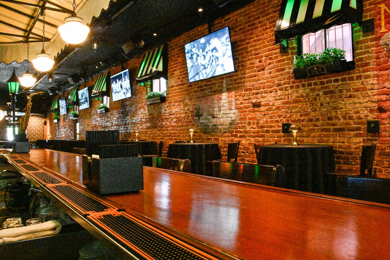 Bar seating inside the Eliot