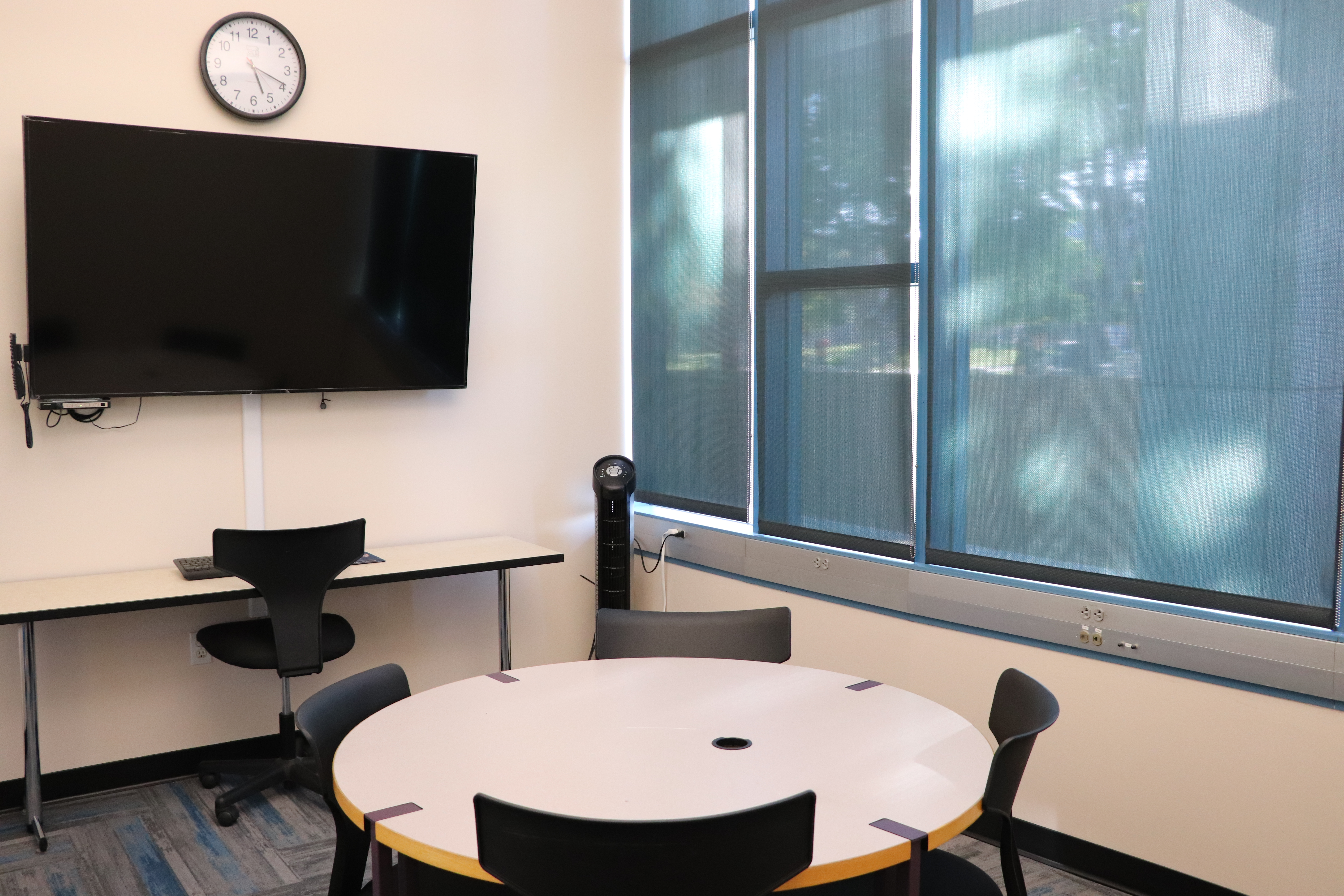 Small Smart Group Study Rooms Division Of Information