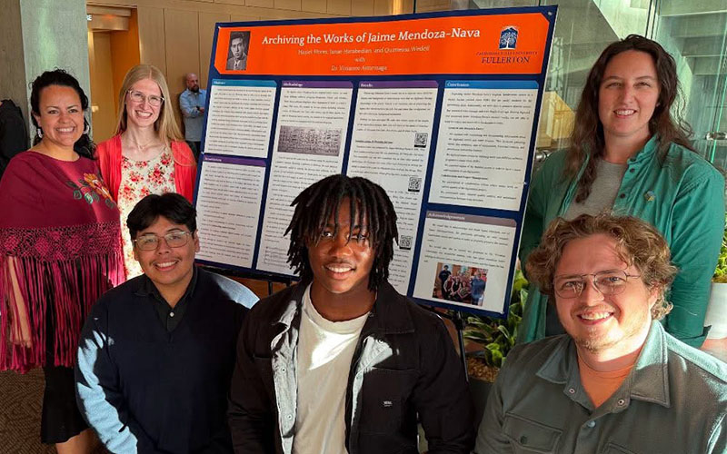 Vivianne Asturizaga with group of students presenting research